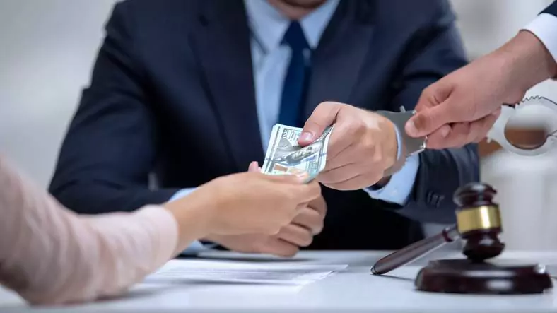 Combating Judicial Corruption